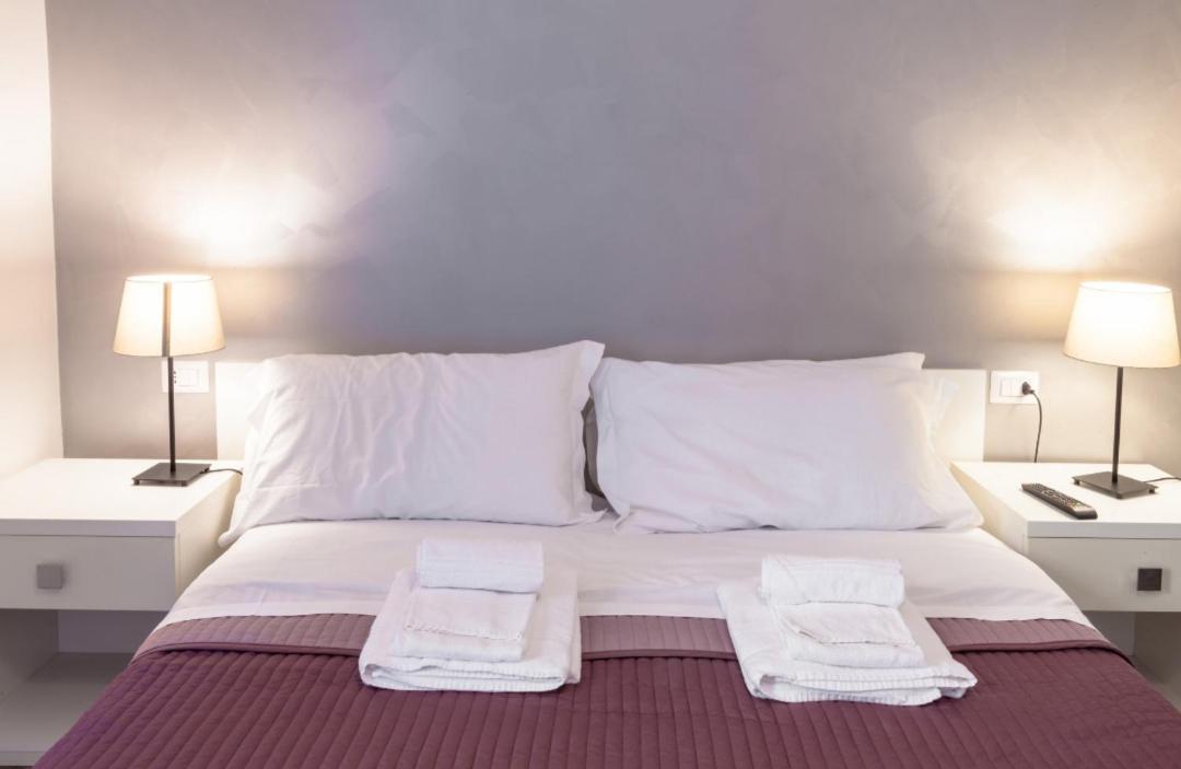 Hotel Infinity Castle Rzym Zewnętrze zdjęcie