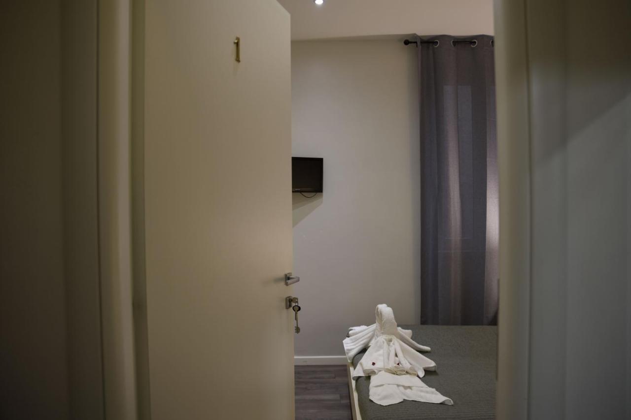Hotel Infinity Castle Rzym Pokój zdjęcie